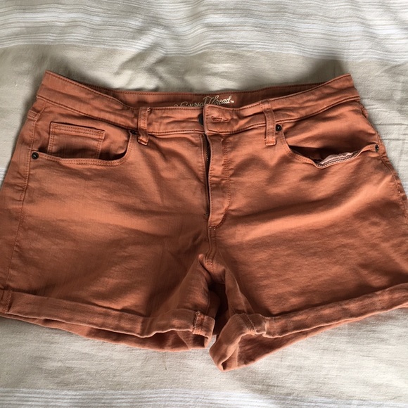 Universal Thread Pants - Universal Thread High Rise Midi Jean Shorts Sz 14
